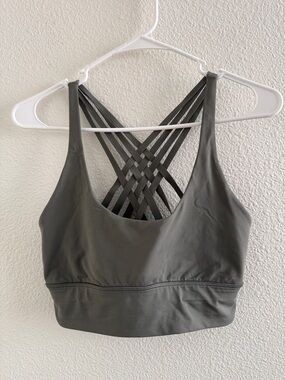 Lululemon Free To Be Moved Bra
Grey Sage
Size 10